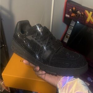 Black Men's Louis Vuitton trainers